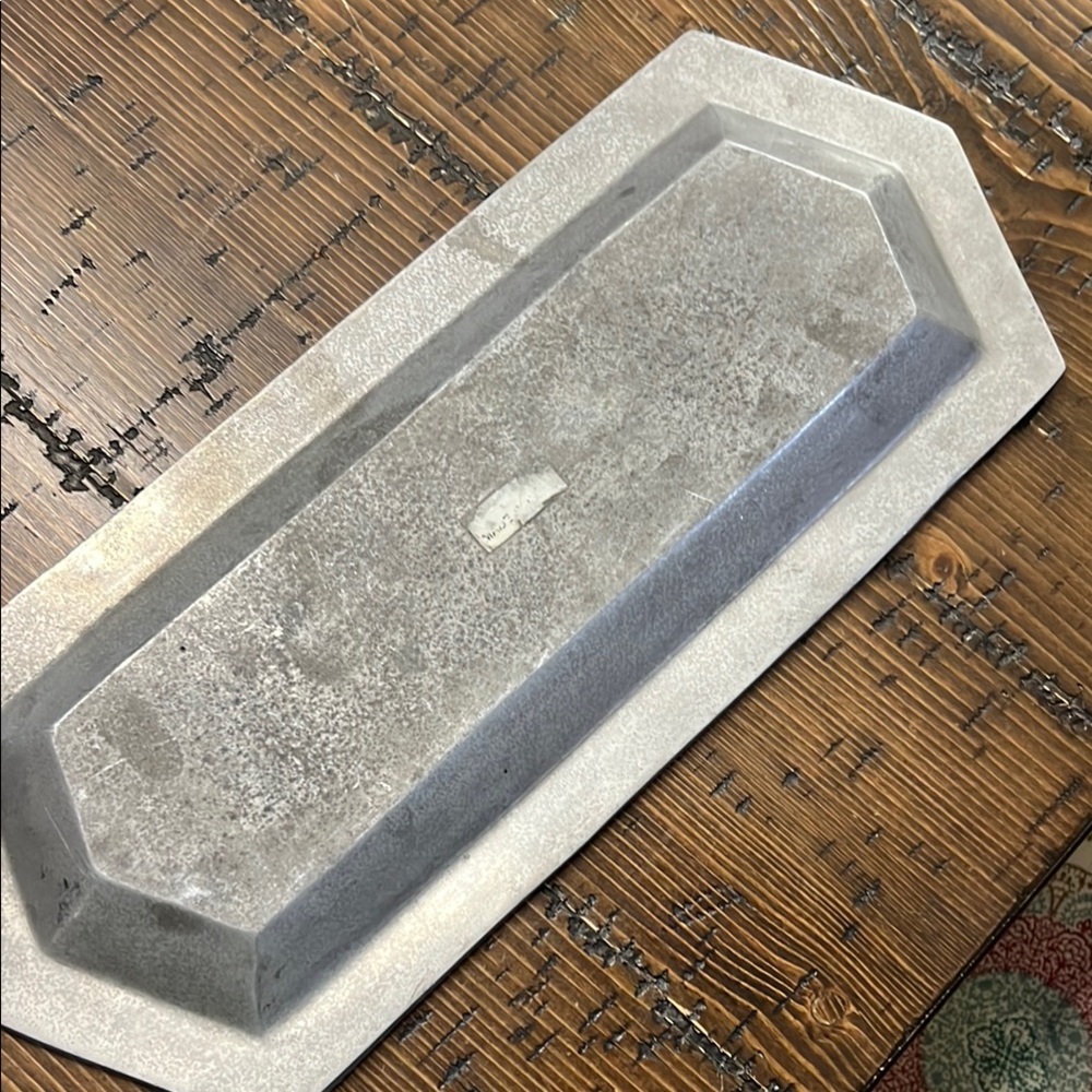 Geometric Patterned Gray Tray - Picture 2 of 6